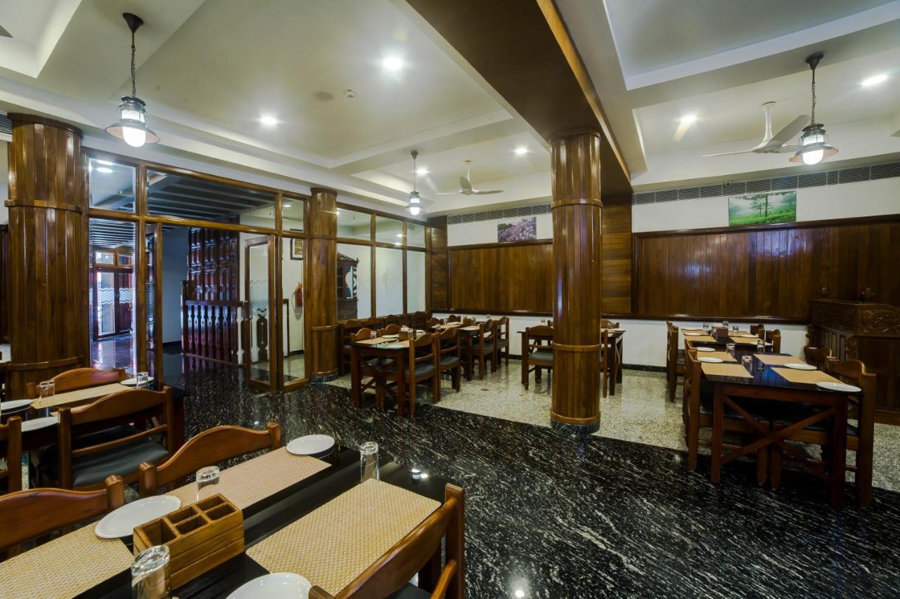 Hotel Guruvayur Darshan Exterior foto