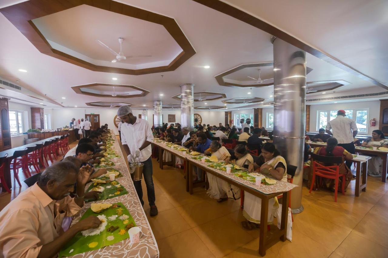 Hotel Guruvayur Darshan Exterior foto