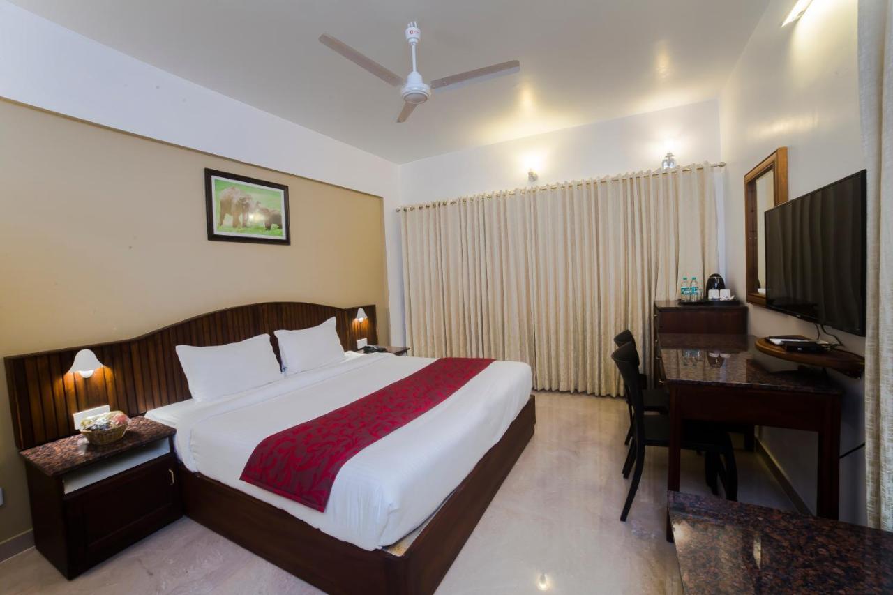 Hotel Guruvayur Darshan Exterior foto