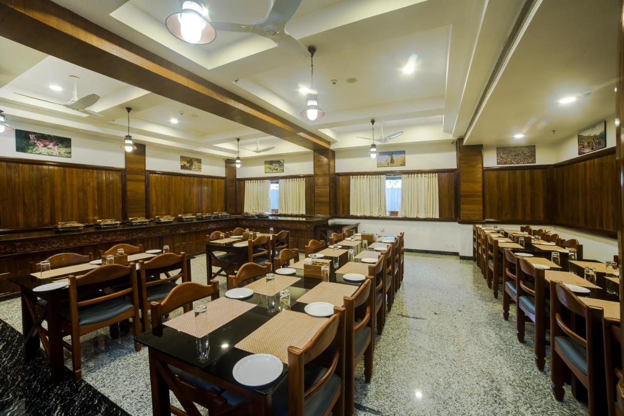 Hotel Guruvayur Darshan Exterior foto